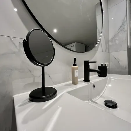 Exclusive In Historical House, Apartment